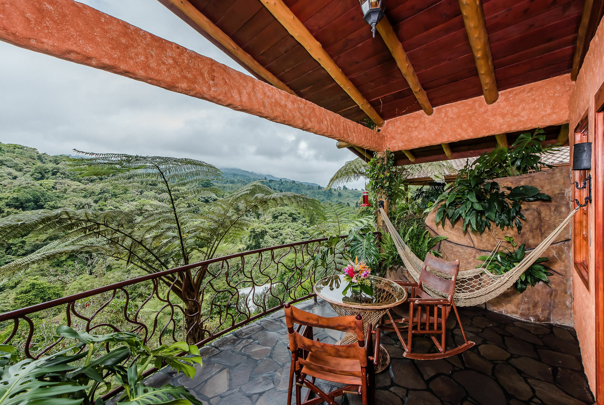Peace Lodge Vara Blanca  Екстериор снимка